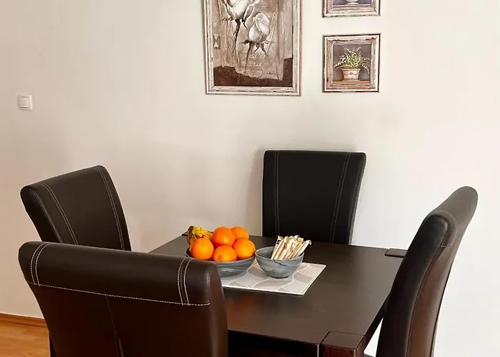 Διαμέρισμα Sunlit *